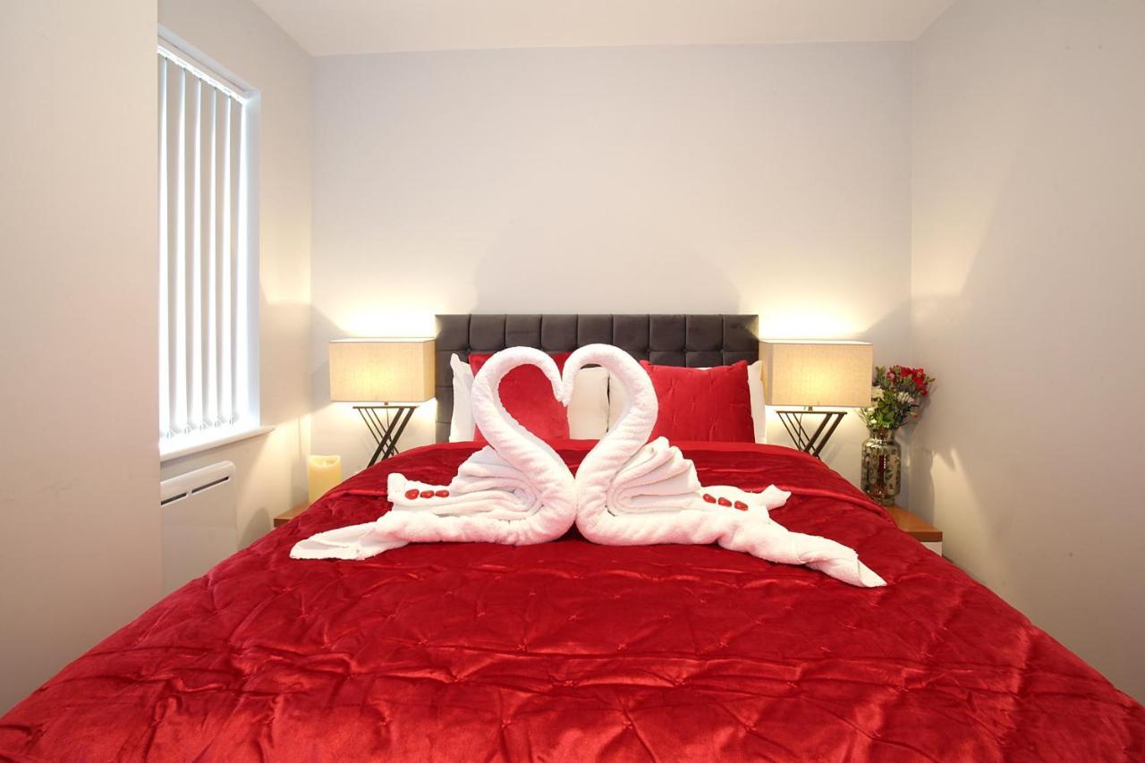 Foundry One Bedroom Close To Town Center Apartment *